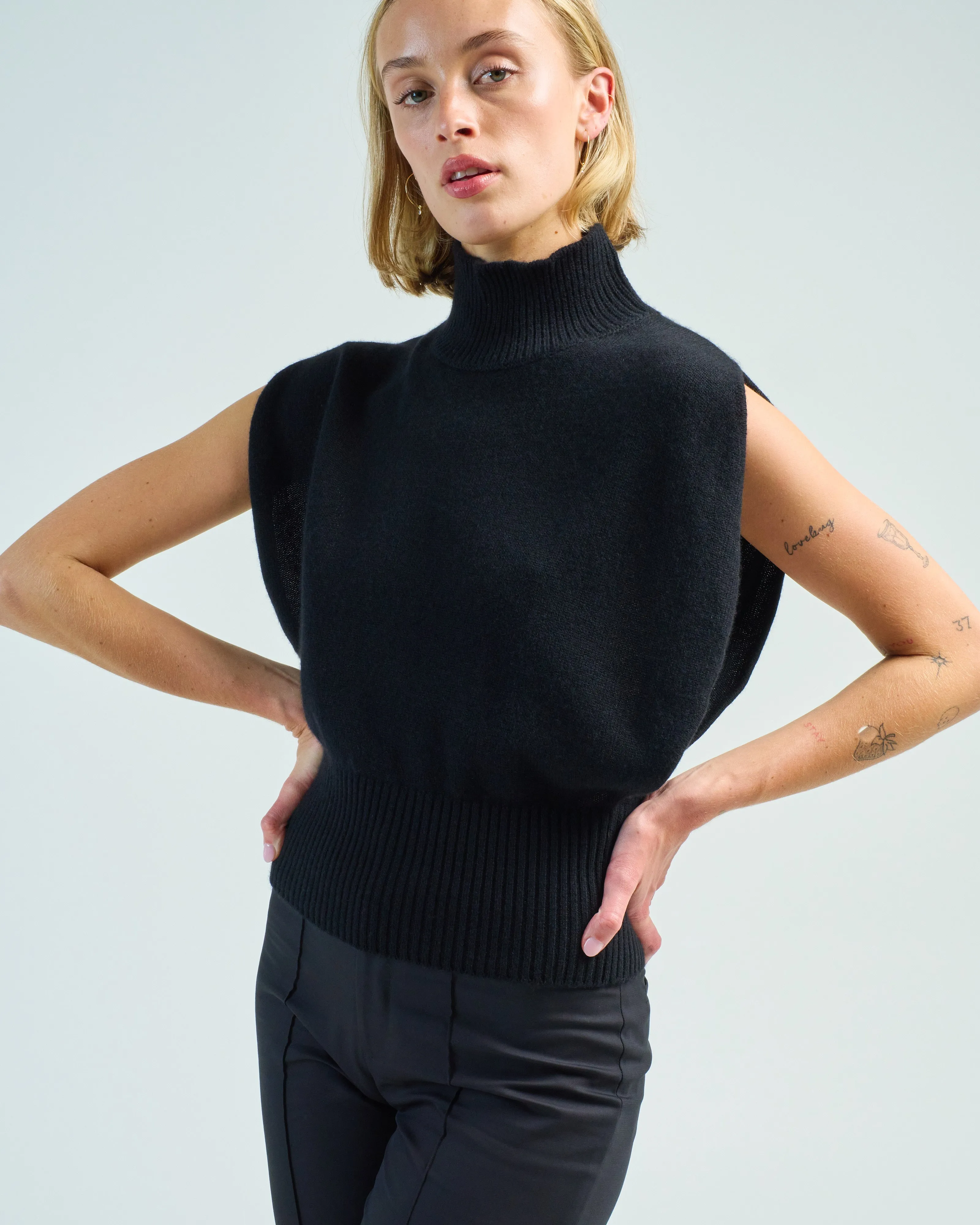 zaya top